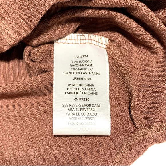Almost Famous Brown Long Sleeves Top Size XL - Picture 5 of 8